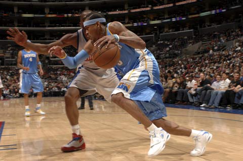 [流言板]FIBA官方回顾字母哥暴扣瞬间：这是什么级别的怪兽